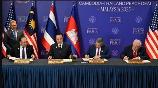ترامب يشرف على توقيع "اتفاق سلام تاريخي" بين تايلاند وكمبوديا