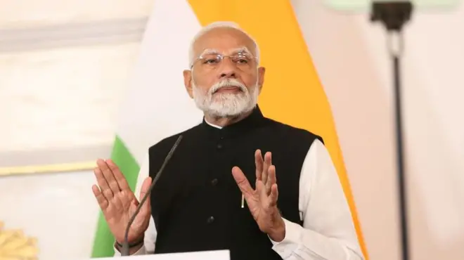 नरेंद्र मोदी