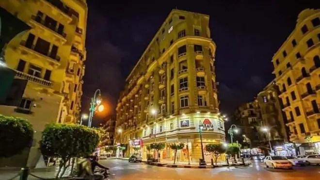 منطقة وسط البلد في قلب العاصمة القاهرة