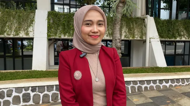 Neni Nur Hayati, serangan digital, KDM, Dedi Mulyadi 