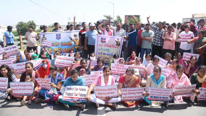 ఏక్ పోలీస్ విధానం కోసం ఆందోళన