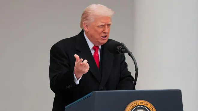 الزوجة السابقة لأحد أفراد العائلة الحاكمة في دبي تقول إنها تخشى الاعتقال مع تصاعد معركة الحضانة