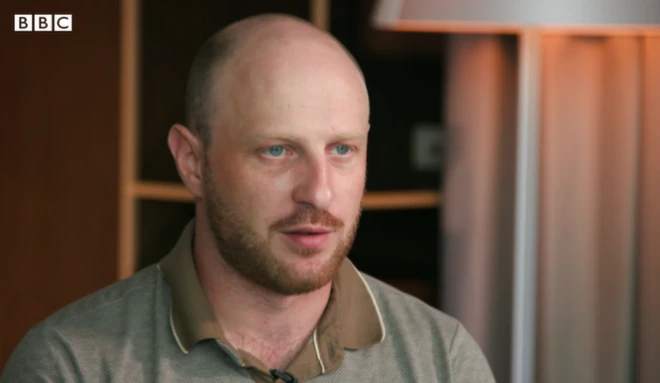 Döyüşmək istəməyən rusiyalı zabit Konstantin Yefremov