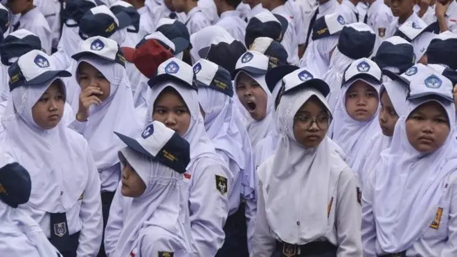 Ilustrasi materi MPLS Aku dan Sekolahku