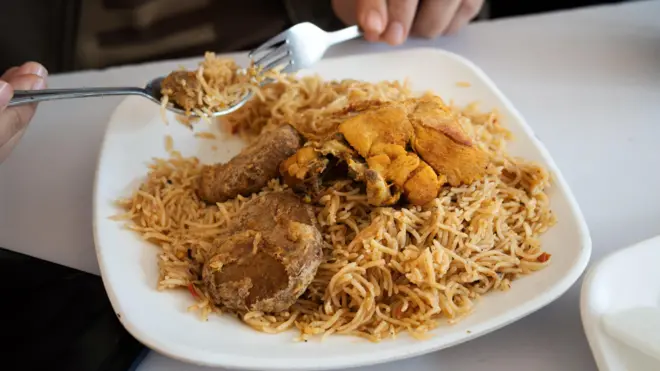 پلیٹ، کھانا، پلاؤ