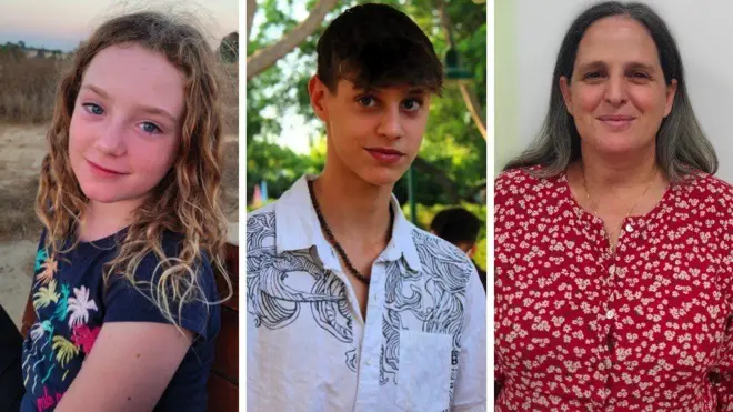 풀려난 이스라엘 인질들. 에밀리 핸드(좌), 노암 오르(중), 샤론 아비그도리(우)