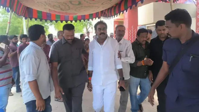 పిన్నెల్లి రామకృష్ణా రెడ్డి ఫోటో 