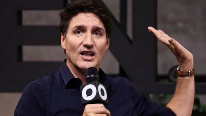 Prime Minister Justin Trudeau addresses the audience