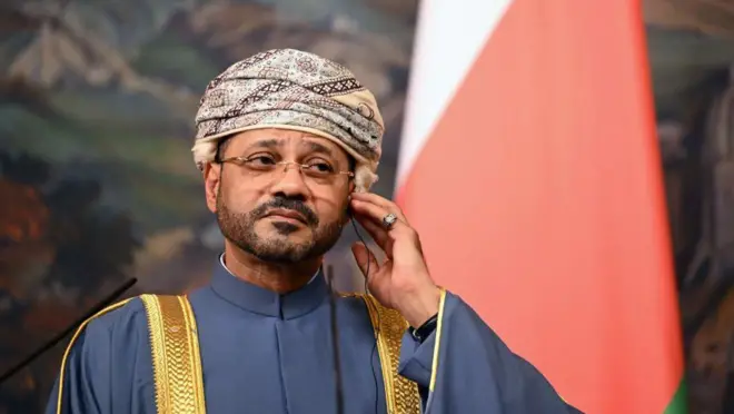 بدر بوسعیدی، وزیر خارجه عمان خواستار حمایت کشورهای خلیج‌فارس برای پایان دادن به انزوای ایران شده است 