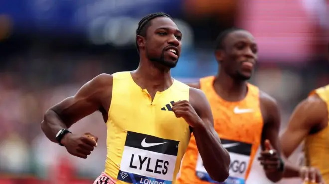 Noah Lyles corre na pistasportingbet baixar iosatletismo do Estádiosportingbet baixar iosLondres