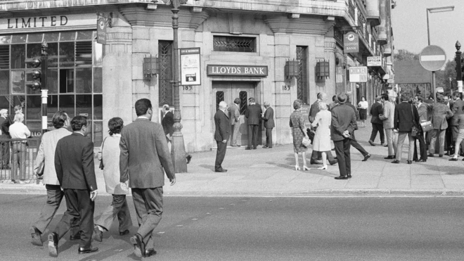 llyod bank, baker street