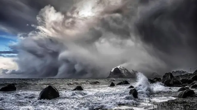 બીબીસી ગુજરાતી, ગુજરાત, બીબીસી, વાવાઝોડું, ચોમાસું, વરસાદ, અરબી સમુદ્ર