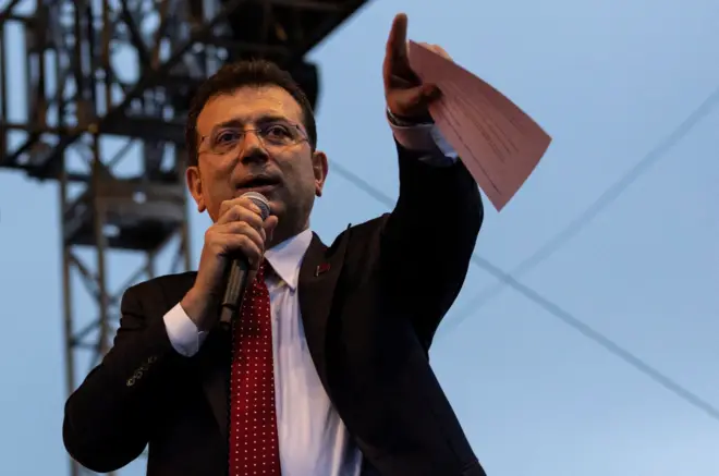 Ekrem İmamoğlu, "Diploma davası, hukuk tarihimizin gördüğü en büyük kara lekelerden biridir" demişti.