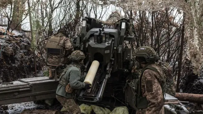 Українські військові під Бахмутом