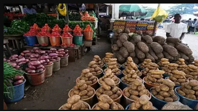 Aworan awon ounje ati ewebe lọja