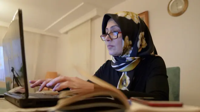 زلزال تركيا: كيف كشفت ربة منزل الحقيقة وراء انهيار المبنى؟