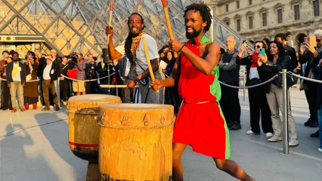 Intore n'abatimbo mu mudiho umwe 