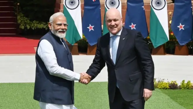 नरेंद्र मोदी
