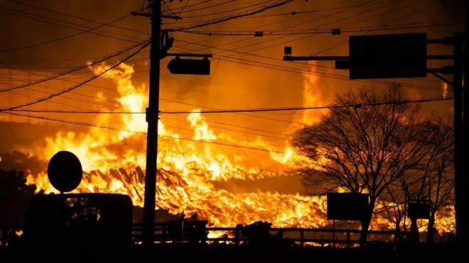 韓国南東部の山火事