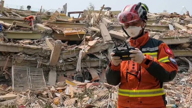 ငလျင်ဘေး အလွန် စိန်ခေါ်မှုတွေ ကြီးမား