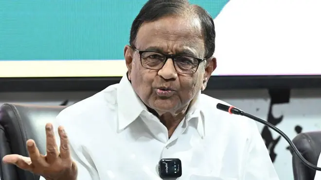 पी चिदंबरम