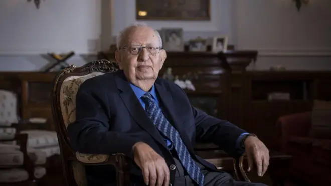 Hüsamettin Cindoruk