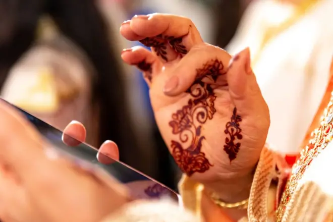 د یوې ناوې لاس