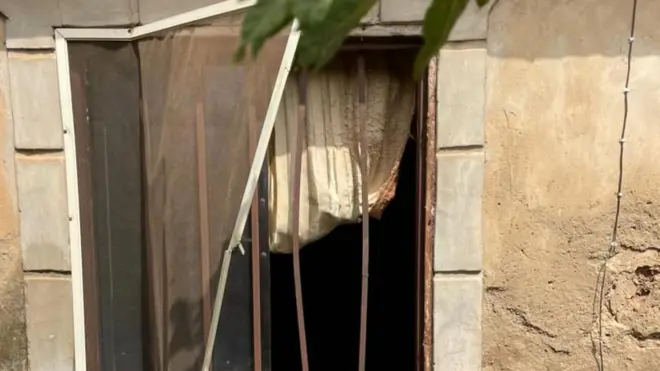 Aworan ile ti adigundale ja