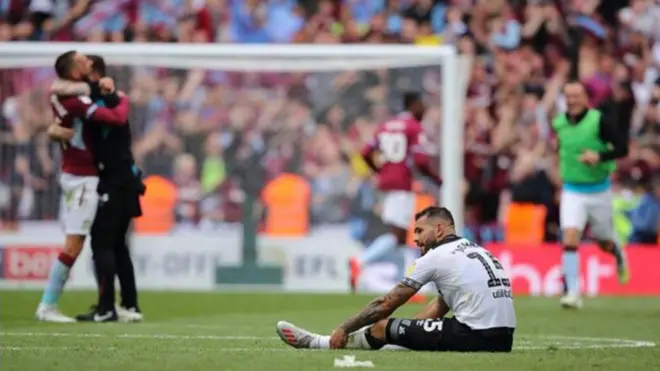 سه سال از شکست در ومبلی و سقوط داربی به لیگ یک میگذرد