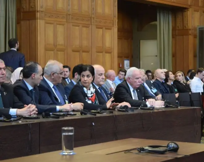 الوفد الفلسطيني أمام محكمة العدل الدولية