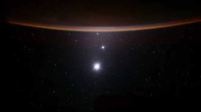 ปรากฎการณ์ดาวศุกร์เคียงดาวพฤหัสบดี