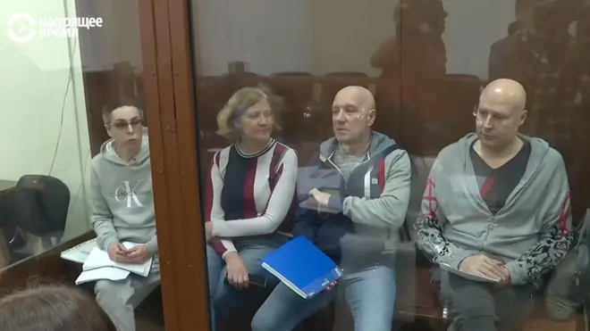 Обвиняемые на скамье подсудимых