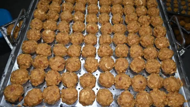 లడ్డూ ప్రసాదం