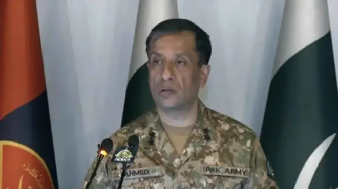 ډګر جنرال احمد شریف