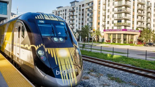 Un tren de la compañía Brightline