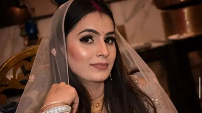 निक्की की तस्वीर