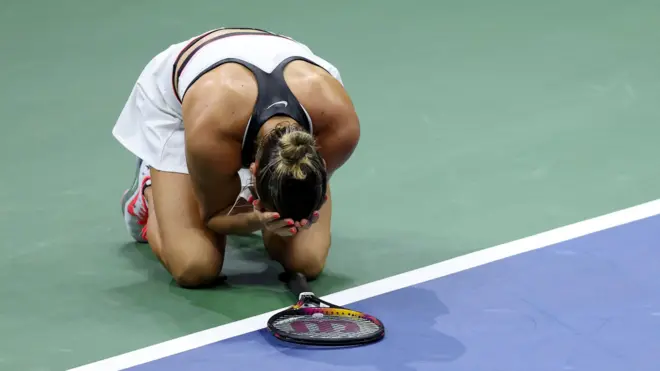 Арина Сабаленка на терену после освојеног УС Опена 2025.