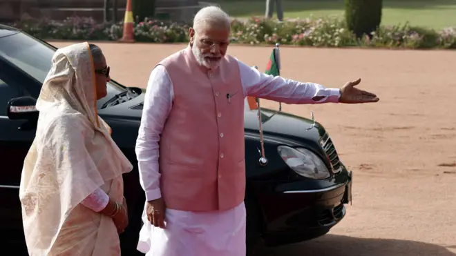 बांगलादेशच्या पंतप्रधान शेख हसीना यांनी भारतातच येण्याचा निर्णय का घेतला असेल?