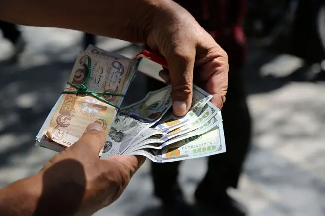 تحریم‌های سازمان ملل از نیمه شب به اجرا درمی‌آید؛ دلار از ۱۱۰ هزار تومان گذشت