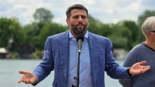 Александар Шапић
