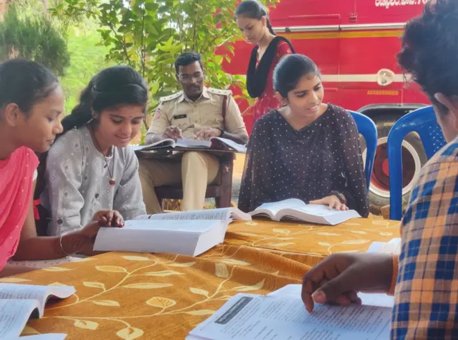 ఫైర్ స్టేషన్లు