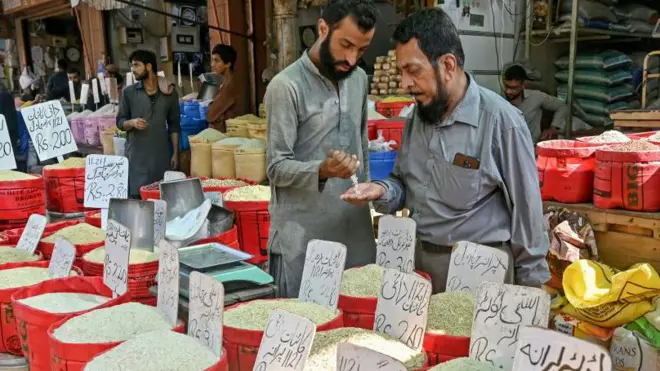 पाकिस्तान में महंगाई
