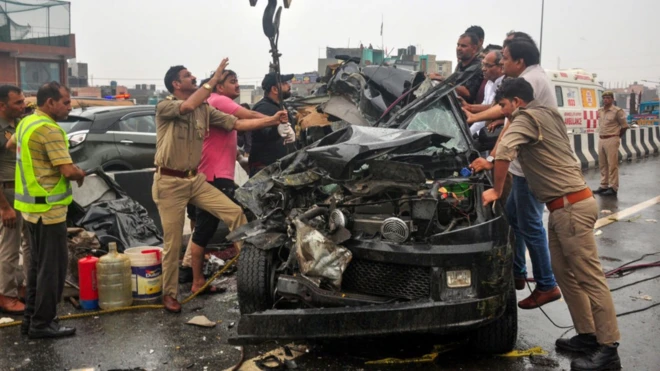 రోడ్డు ప్రమాదాలు 