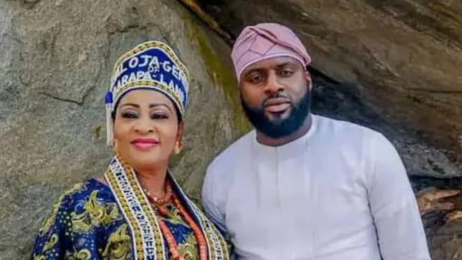 Aworan Adebo Ogundoyin ati Yeye Tina Ogundoyin