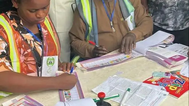 Ndị ọrụ Inec na-agụkọ mpụtara ntuliaka e mere n'Osun Steeti