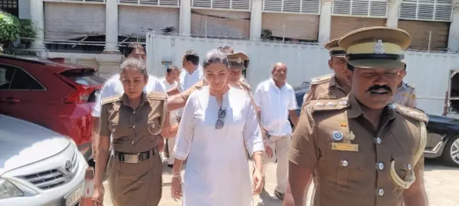 වසර තුනක සිර දඬුවමින් තමන්ව නිදොස් කොට නිදහස් කරන ලෙස ඉල්ලා හිටපු පාර්ලිමේන්තු මන්ත්‍රීනි හිරුණිකා ප්‍රේමචන්ද්‍ර විසින් අධිකරණයට අභියාචනයක් ඉදිරිපත් කර තිබේ.