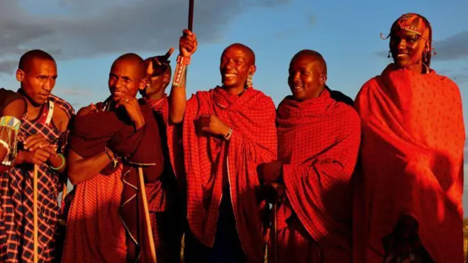 सिंह आणि मसाई यांच्या शांततापूर्ण सहअस्तित्वाचा रक्षक.