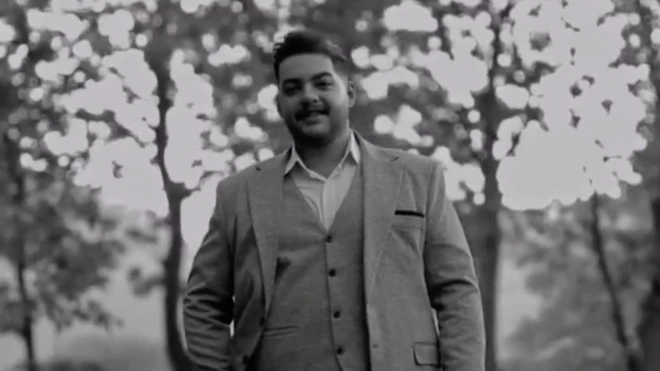 پیمان گلوانی به تازگی ازدواج کرده بود.