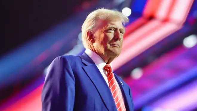 Aarẹ Donald J. Trump