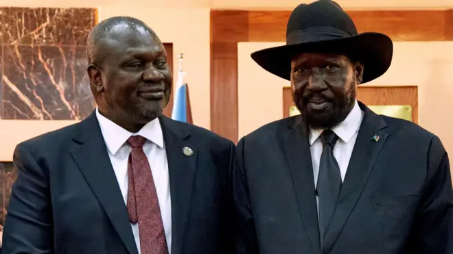 Sudaan Kibbaatti Itti Aanaa Pirezidantii Duraa Riik Machaarii fi Pirezidant Saalvaa Kiir